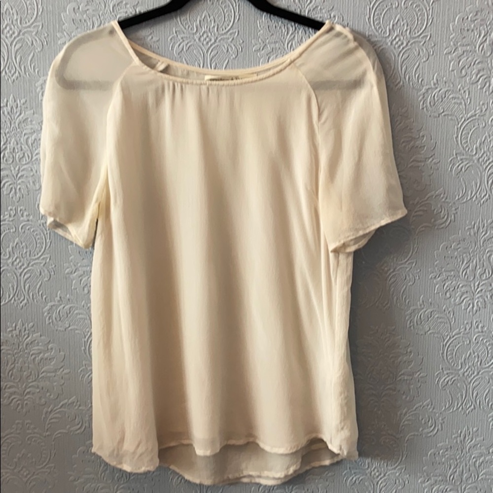 2/$20 Graham and Spencer cream silk t shirt